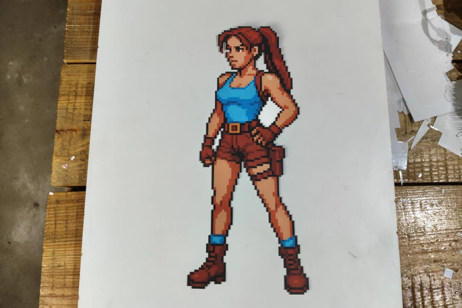 modding ścianki obudowy PC - Lara Croft wydrukowana w pixel art