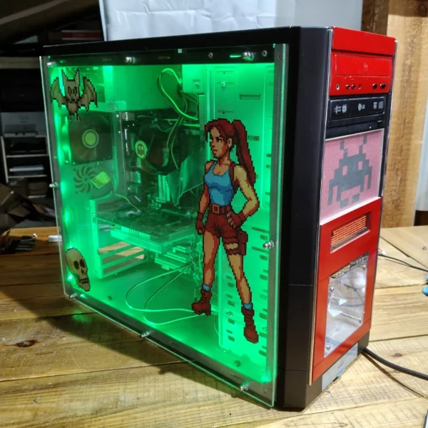 obudowa komputerowa PC podświetlona na zielono